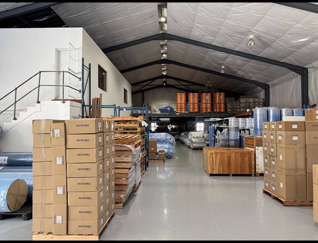 2,522M² FACTORY FOR SALE IN BRIARDENE